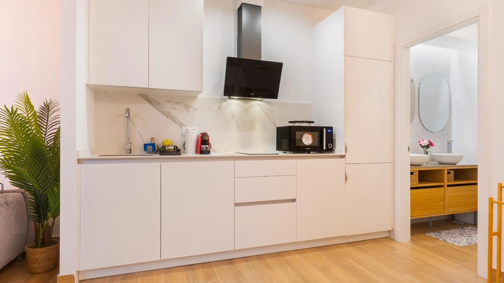 New And Modern - Plaza Nueva - Pedestrian Street Apartment Seville